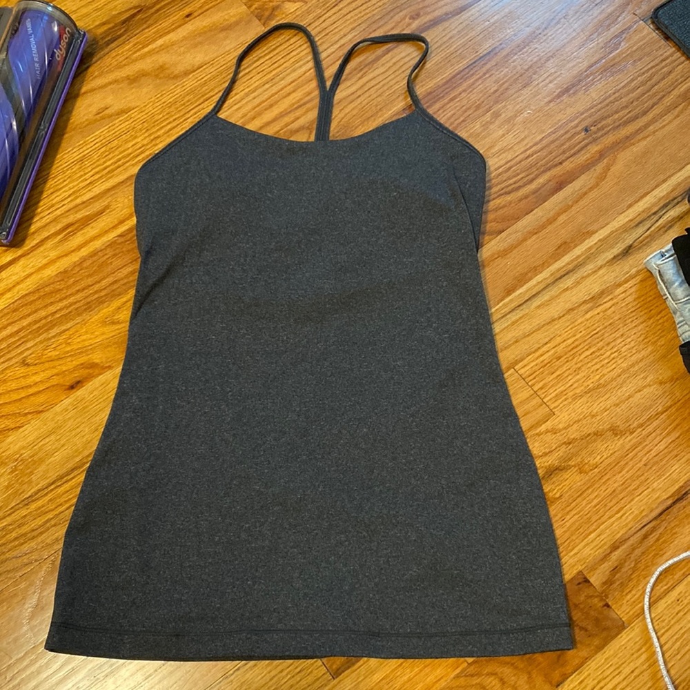 Lululemon tank